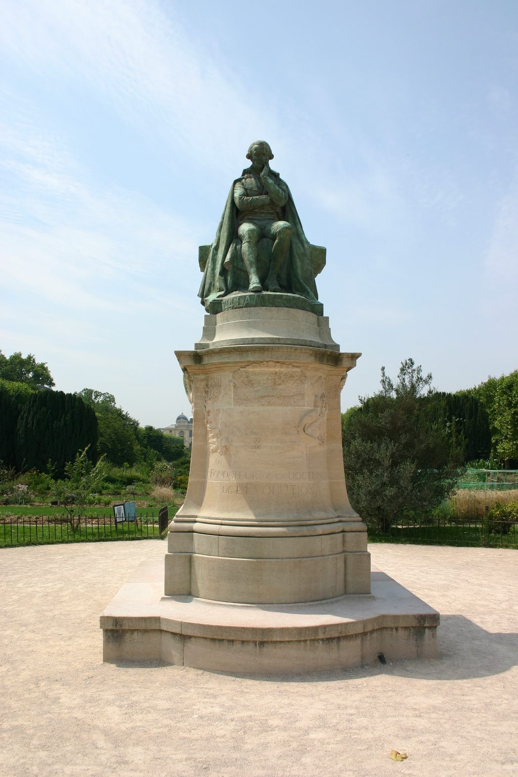 Jean Baptiste Lamarck's monument, Jardin des Plants, Paris (2).JPG